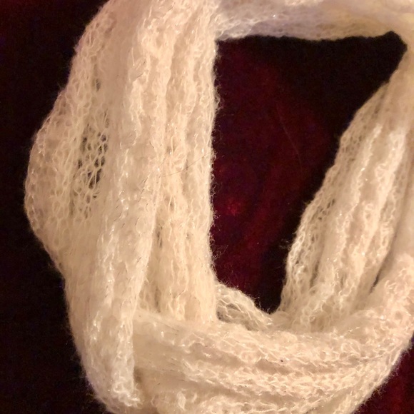 Lace Hem Pullover Sweater 🧣❄️☃️ - Picture 2 of 5